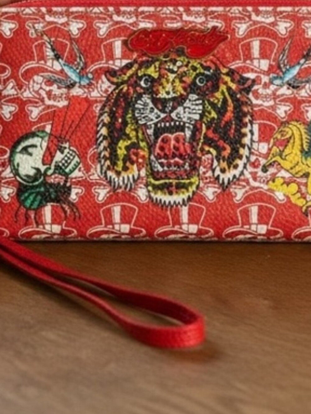 ED HARDY TATTOO GRAFITTI PRINT TIGER WRISTLET WALLET NWT